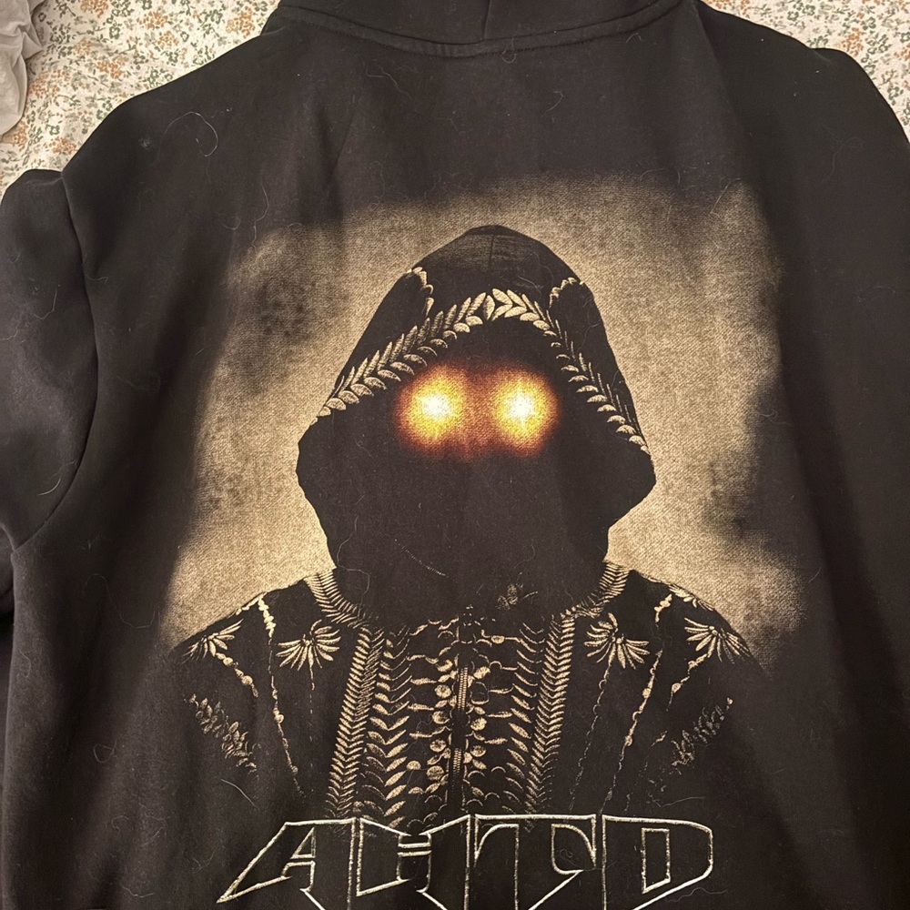 AFTER HOURS UNTIL DAWN TOUR HOODIE (The Weeknd)
🖤🖤🖤 - Picture 2 of 3